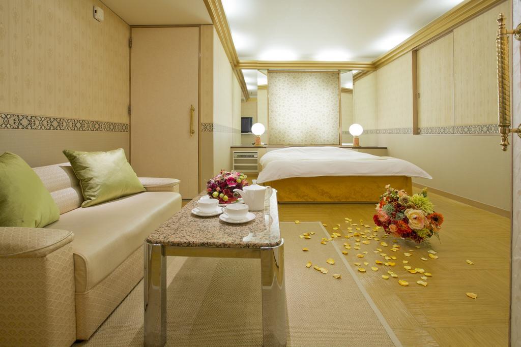Hotel Casablanca (Adults Only) Osaka Esterno foto